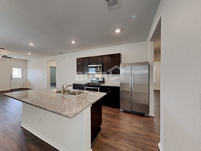 Foto del edificio - 11814 Mulberry Creek