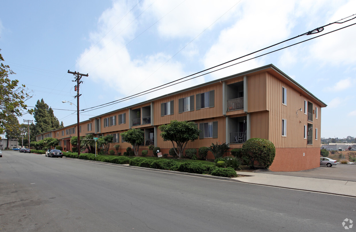 Primary Photo - La Mesa Terrace