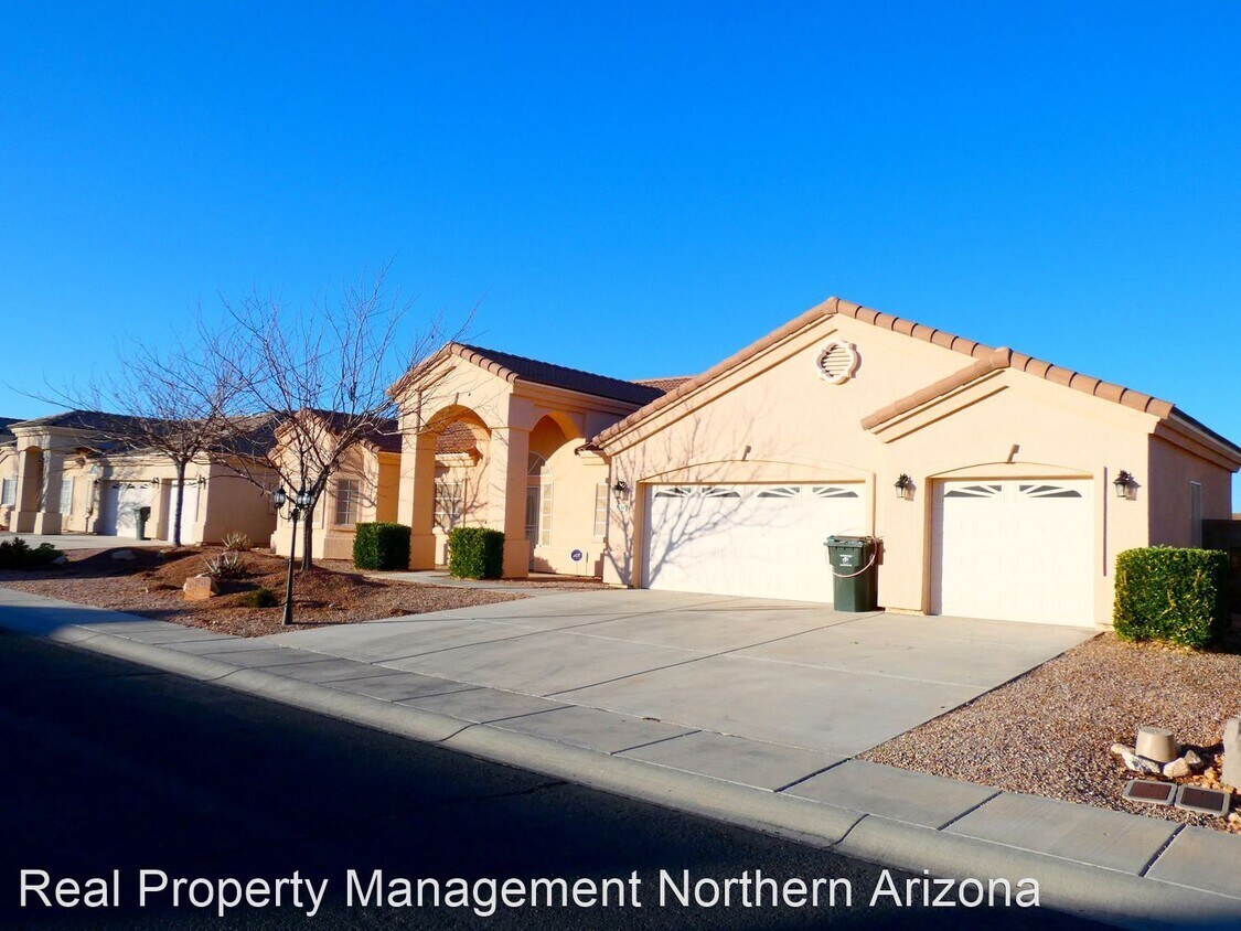 Foto principal - 4 br, 2 bath House - 2101 Buena Vista Dr.