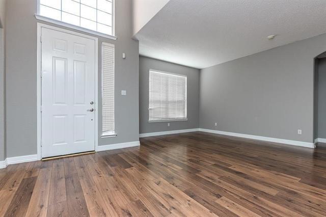 Foto del edificio - 9401 Meyers Canyon Dr