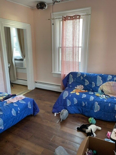 living room - 777 Main St