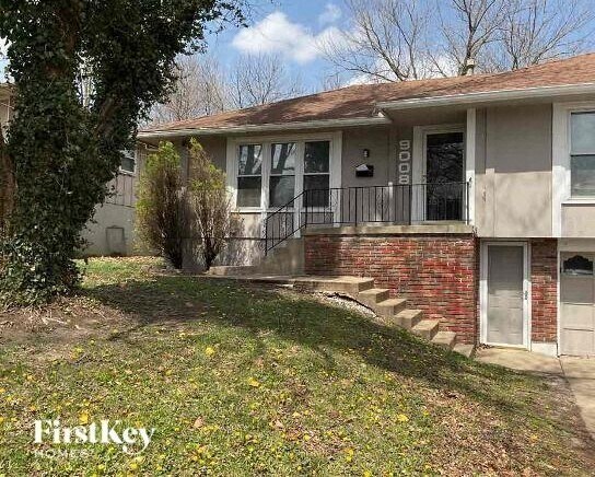 Primary Photo - 9008 E 90 Terrace