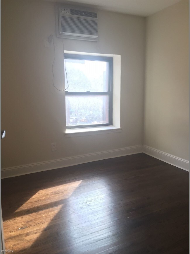 Foto del edificio - 171 W 23rd St