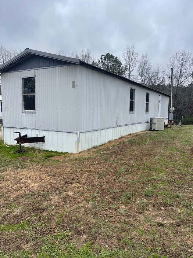 Foto principal - 65 Fowler Cir