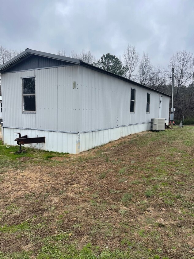 Primary Photo - 65 Fowler Cir