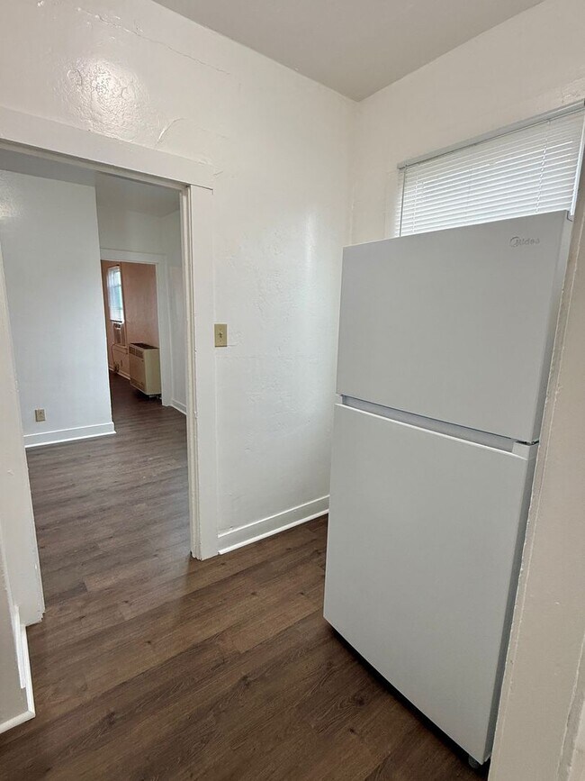 Foto del edificio - 1 Bedroom 1 Bath Duplex!