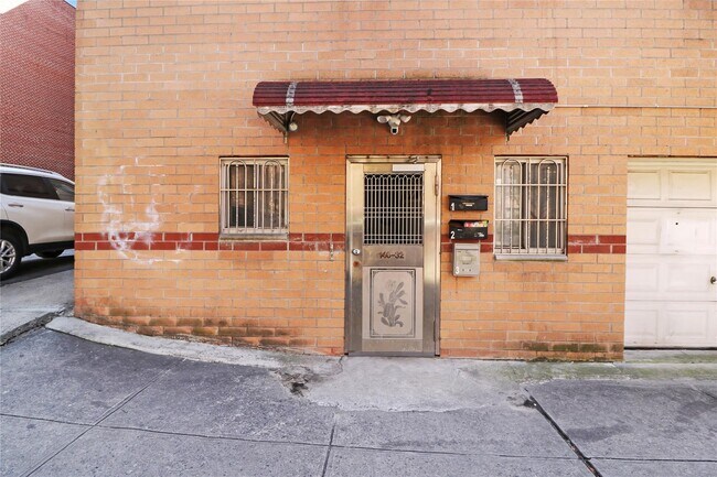 Foto del edificio - 140-32-140-34 34th Ave