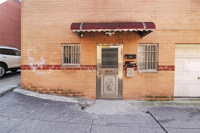 Building Photo - 140-32-140-34 34th Ave