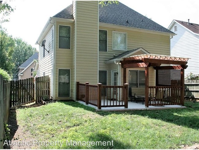 Building Photo - 10665 Morton Chase Way