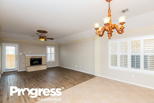 Building Photo - 9700 Maryville Ln