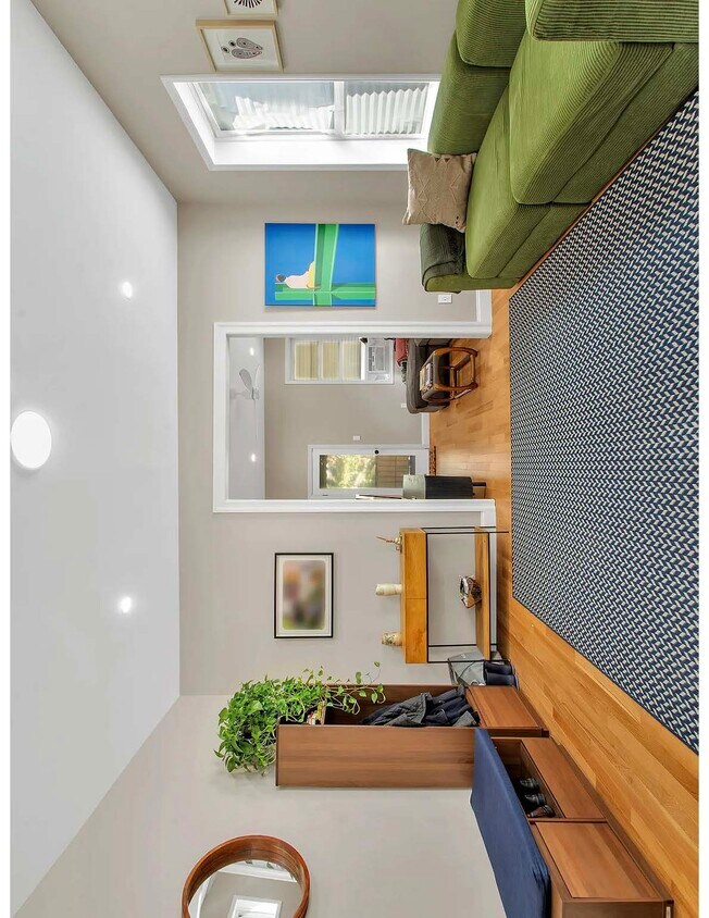 Foto principal - 106 E 32nd St
