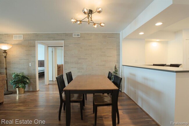 Foto del edificio - 1944 Klingensmith Rd