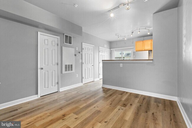 Building Photo - 42455 Hollyhock Terrace