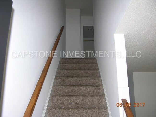 Building Photo - 507 W 22nd St