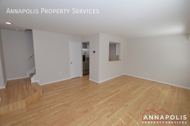 Building Photo - 1424 greendale court