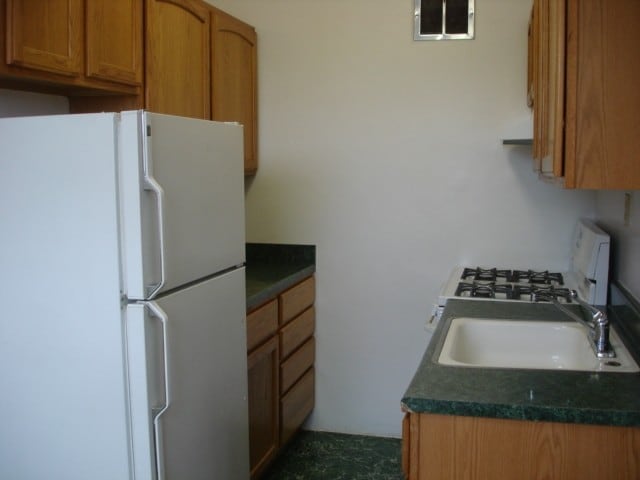 Building Photo - 1130 Parker St