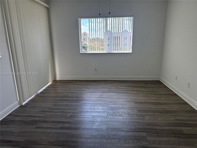 Foto del edificio - 10720 NW 66th St