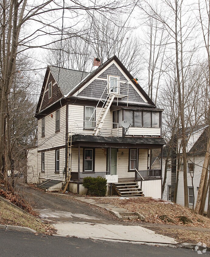 Primary Photo - 36 Cherry St