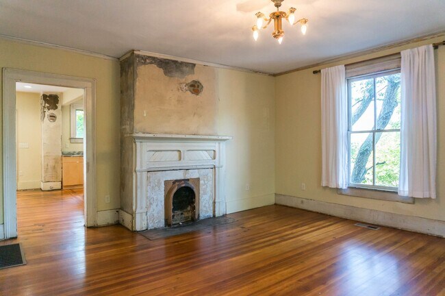 Foto del edificio - Gorgeous Rustic Renovation in Chicken Hill