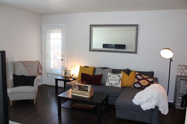 Foto del edificio - 7250 S Gaylord St