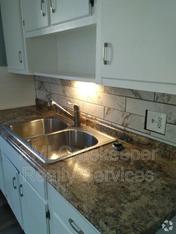 Woodside Apartments under 2,000 Cincinnati, OH 1 Rentals