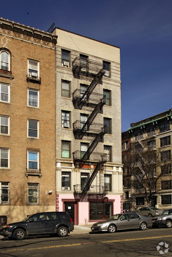 Building Photo - The Maison on Edgecombe