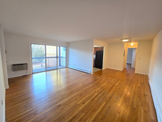 Building Photo - Updated, spacious 1st fl 1-bedroom/1-bathroom condominium with most utilities included & lots of ...