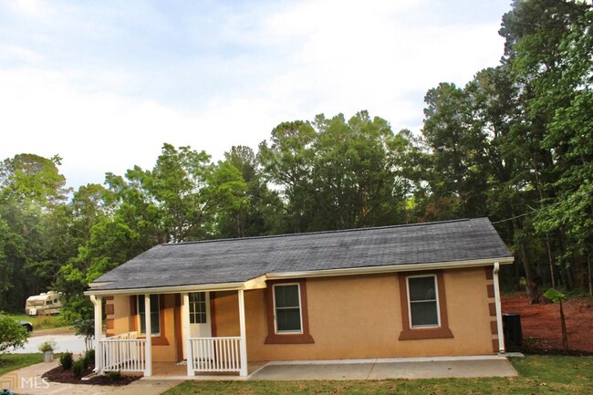 Building Photo - 87 Chestnut Ln