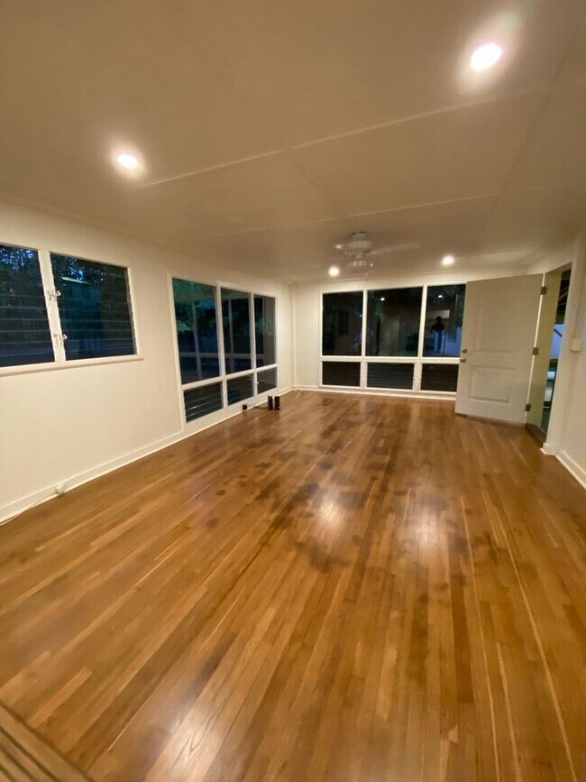 Foto del edificio - 3 Bedroom 2 Bath home in Hanalei w/Media Room