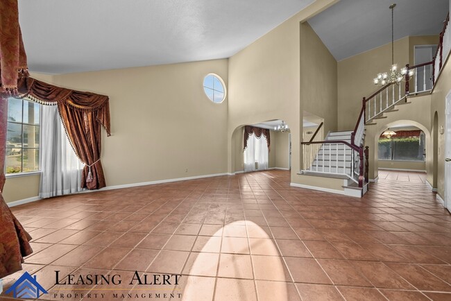 Building Photo - 28801 Shadow Valley Ln