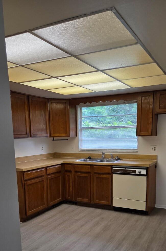 Foto del edificio - 6805 Bonavista Ct