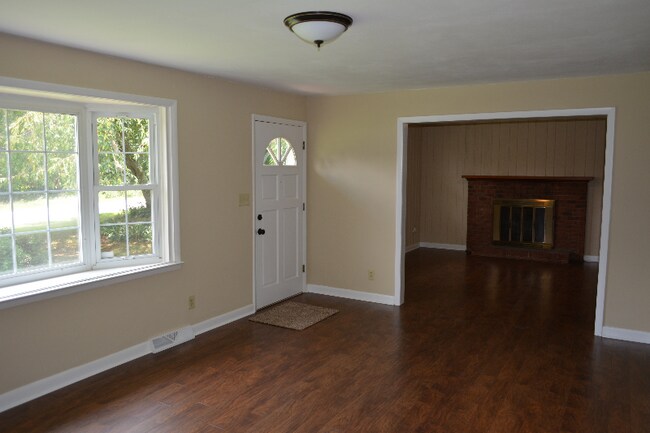 Foto del edificio - 4501 Kernersville Rd
