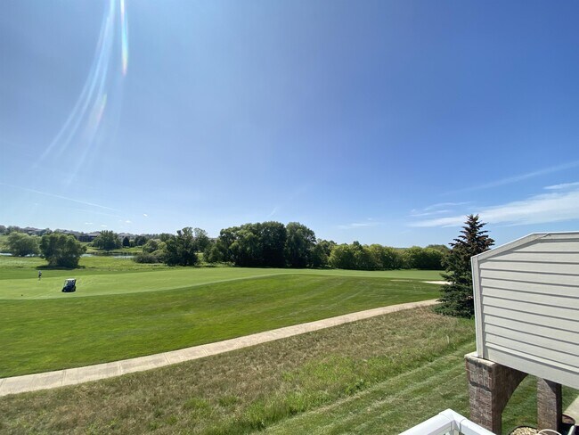 Building Photo - 1461 Belvior Ln NE