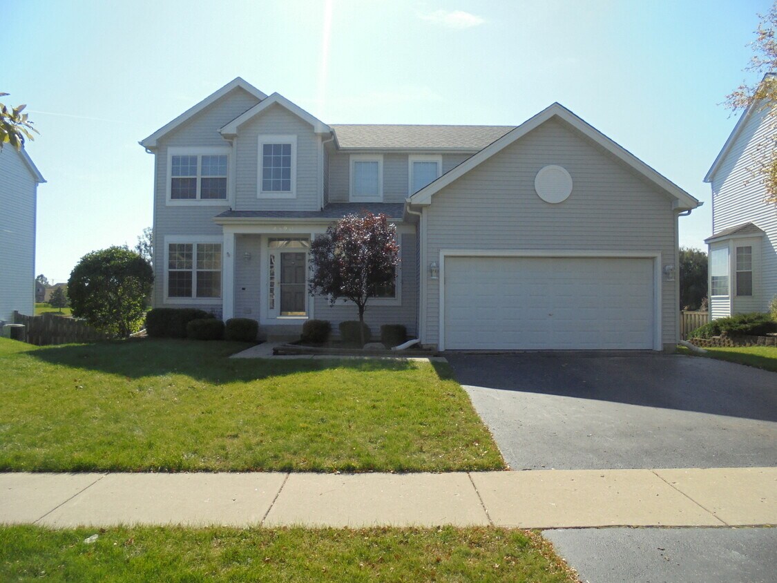 Primary Photo - 4890 Highwood Ln