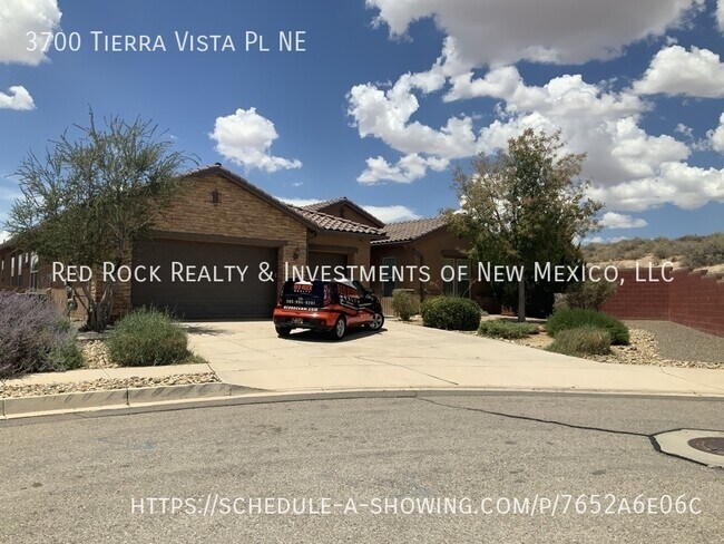 Foto del edificio - 3700 Tierra Vista Pl NE