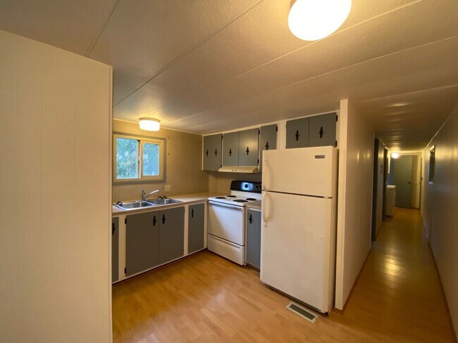 Foto del edificio - 6457 Malloy Rd