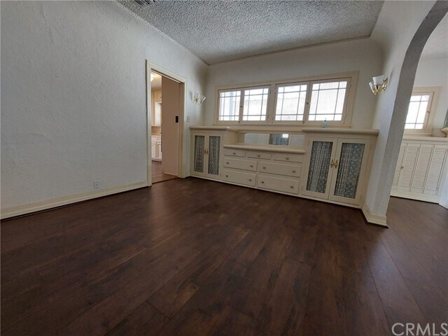 Building Photo - 740 Cordova Ave