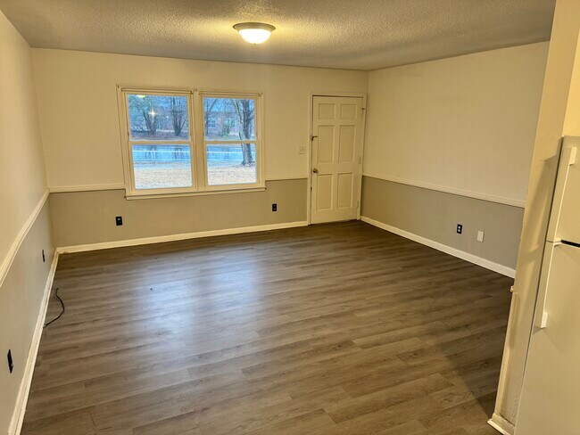 Foto del edificio - 79 W Dupree St