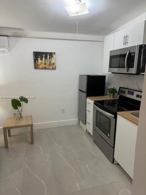 Foto del edificio - 1270 NE 210th Terrace