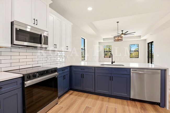 3BR/2BA New Construction with Pool, Fence & Garage — Built Yesterday, Ready Today - Cape Coral - 3BR/2BA New Construction with Pool, Fence & Garage — Built Yesterday, Ready Today - Cape Coral Apartment