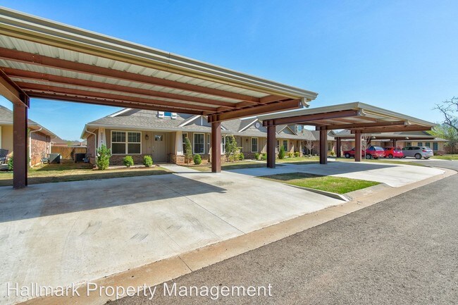 Building Photo - 8809 SW 55th St
