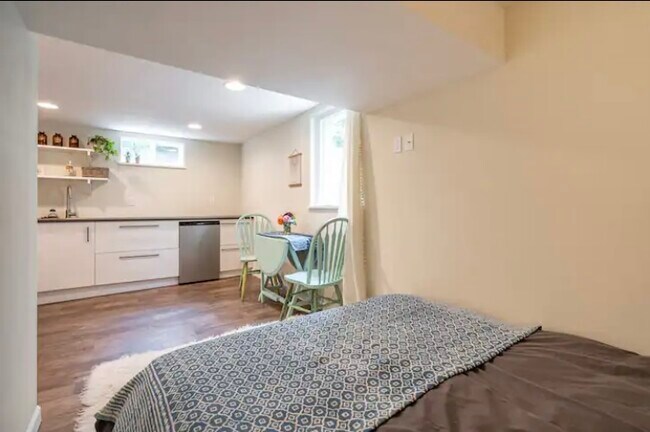 Foto del edificio - 3330 SE Franklin St