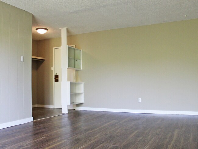 Building Photo - Prairie Manor Apartments