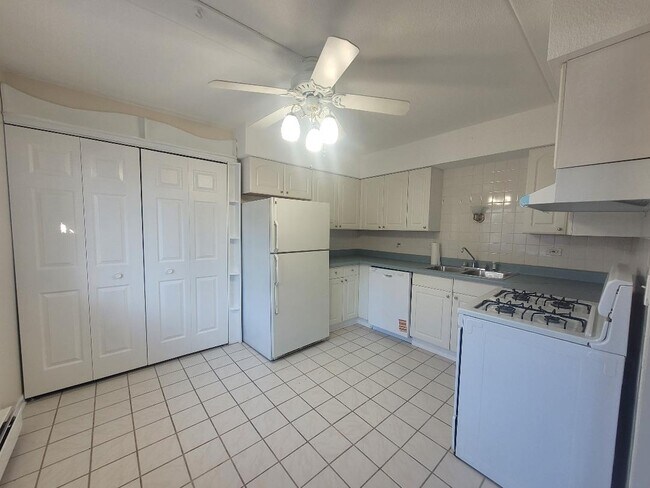 Foto del edificio - 7335 W 157th St