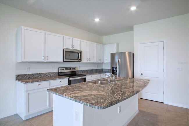 Building Photo - 5234 Dragonfly Dr