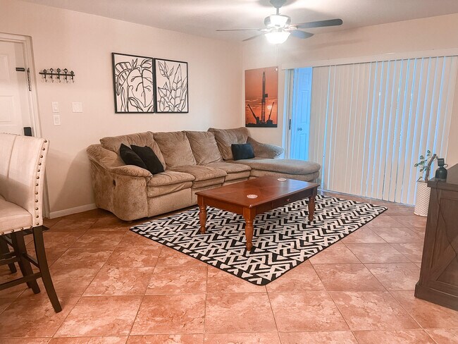 Foto del edificio - 2504 SE Anchorage Cove
