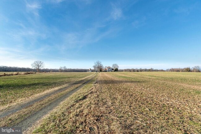 Building Photo - 410 Aldots Ln