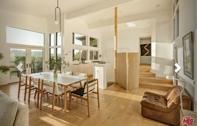 Foto del edificio - 21960 Cereza Way