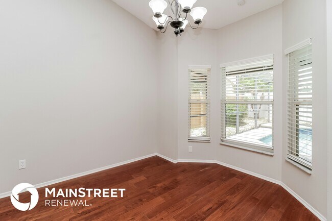 Foto del edificio - 1517 Crawford Dr