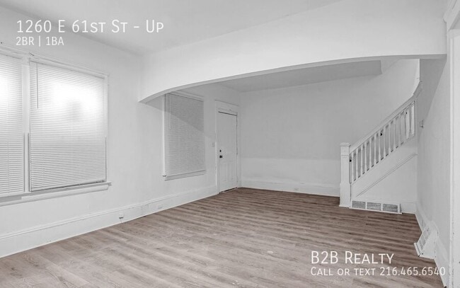 Building Photo - 1260 E 61st St